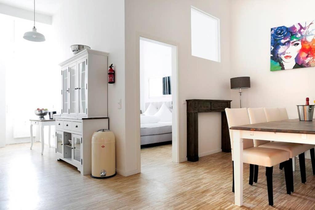 Sc 06 By Rockchair Apartments L Superhost Status L 4 Bedrooms Boxspringbeds 2 Bathrooms Balcony Elevator - Cozy Family & Business Flair Welcomes You! Berlin Exterior photo